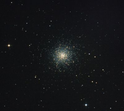 Шаровое звездное скопление в Геркулесе (M 13)
