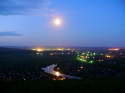 Луна и Юпитер
17 мая 2009 г.
гора Змеиная :)
