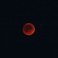 IMG_5373_cr_moon_ecl_Yarovoye_20110615-201132UTC.jpg